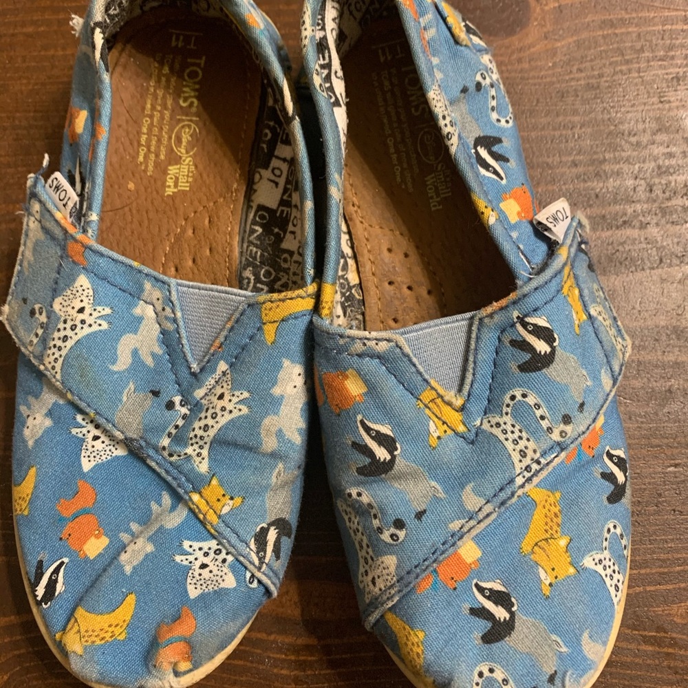 Disney TOMS